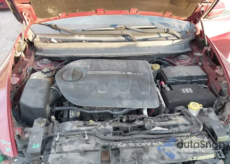 2015 Jeep Cherokee Limited z USA, uszkodzony, nr VIN 1C4PJLDS8FW517805